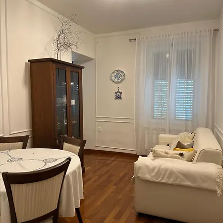 Apartment Sweet Spot Walking Distance To Diocletian's Palace *