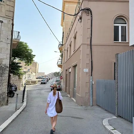 Sweet Spot Walking Distance To Diocletian's Palace Appartamento Spalato